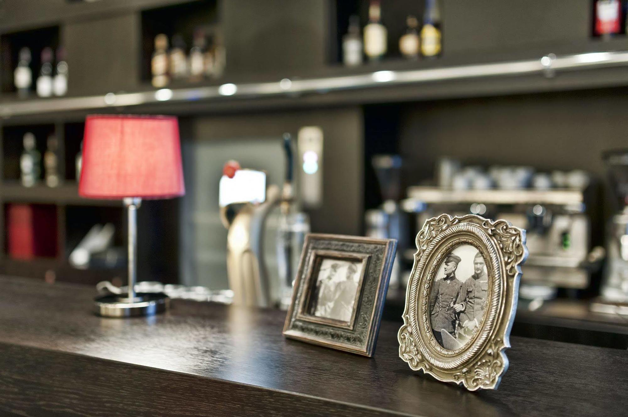 Red Baron Hotel & Restaurant Swidnica  Ngoại thất bức ảnh